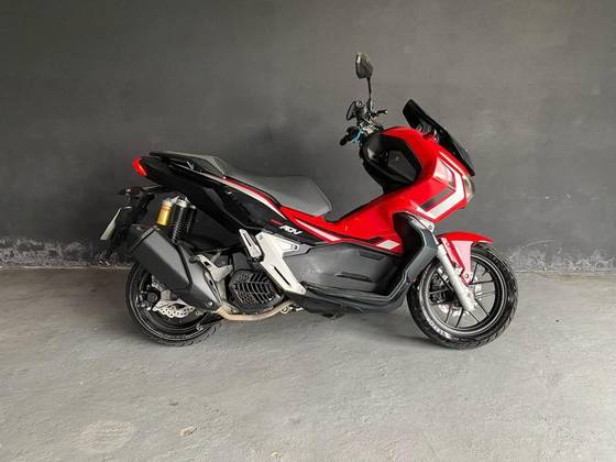 HONDA ADV 